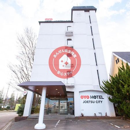 Oyo Joetsu City Hotel Kasugayama Exterior foto